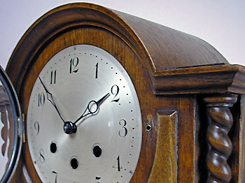 oak clock sales in perth