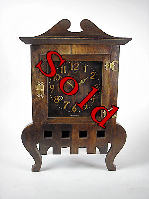 arts and craft mantel clock